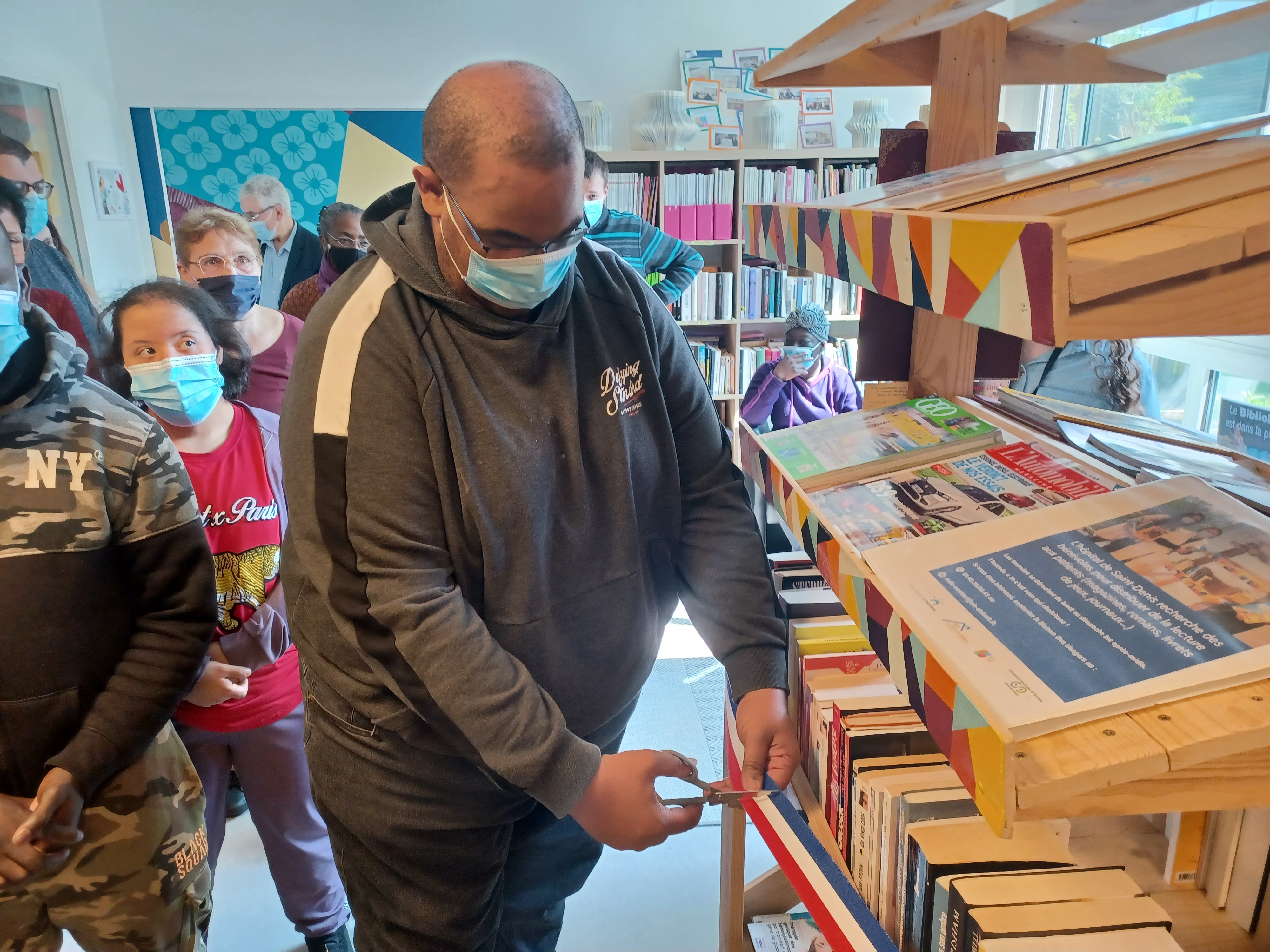 Inauguration du bibliobus au sein de la MDU