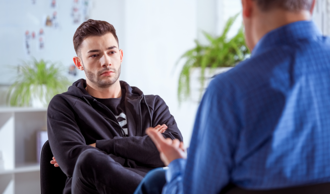 un patient en consultation